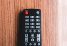 Как запрограммировать универсальный пульт дистанционного управления