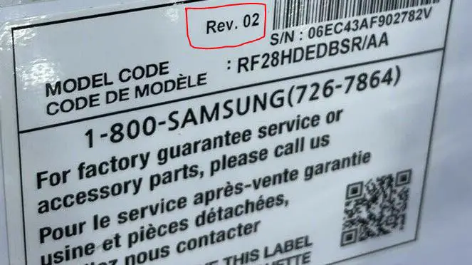Пример номера 02 на информационной этикетке Samsung